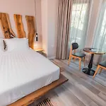 Hotel Ura E Kovacit Agrotourism *