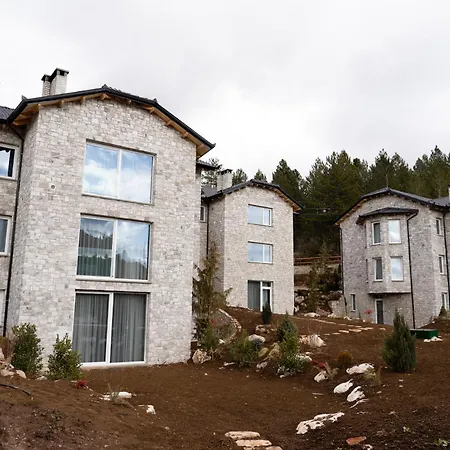 Hotel Ura E Kovacit Agrotourism *