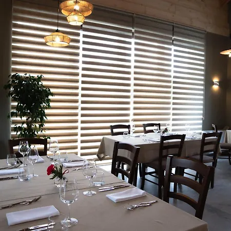Ura E Kovacit Agrotourism Hotel *