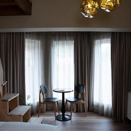 Ura E Kovacit Agrotourism Hotel *