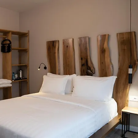 Ura E Kovacit Agrotourism Hotel