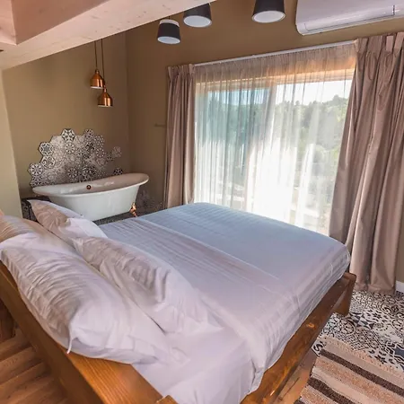 Hotel Ura E Kovacit Agrotourism *