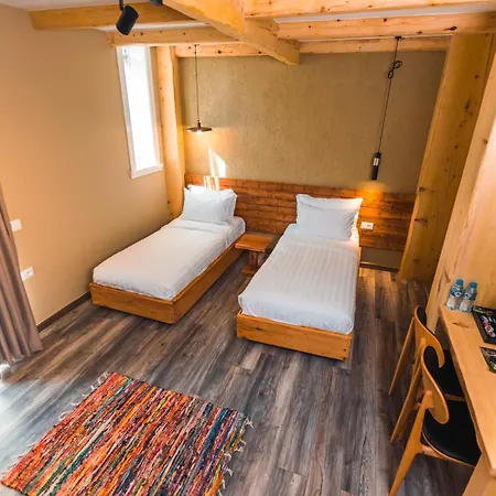 Ura E Kovacit Agrotourism * Voskopojë