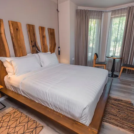 ホテル Ura E Kovacit Agrotourism