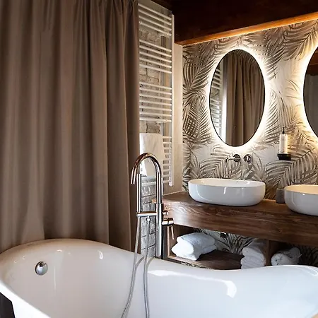 Ura E Kovacit Agrotourism Voskopoja