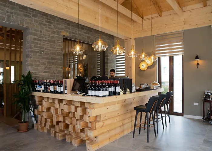 Hotel Ura E Kovacit Agrotourism Voskopojë