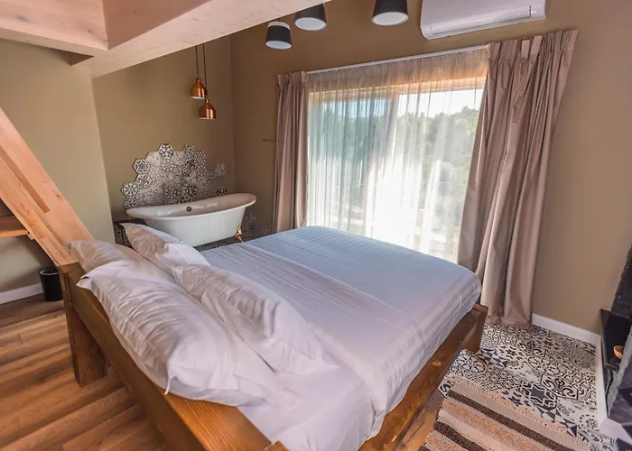 Hotel Ura E Kovacit Agrotourism *