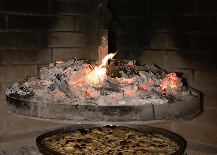 Hotel Ura E Kovacit Agrotourism Voskopojë