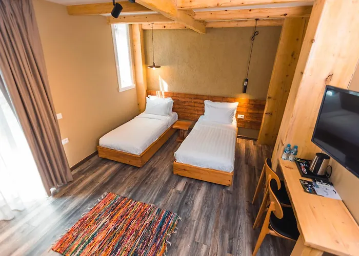 Ura E Kovacit Agrotourism * Voskopojë